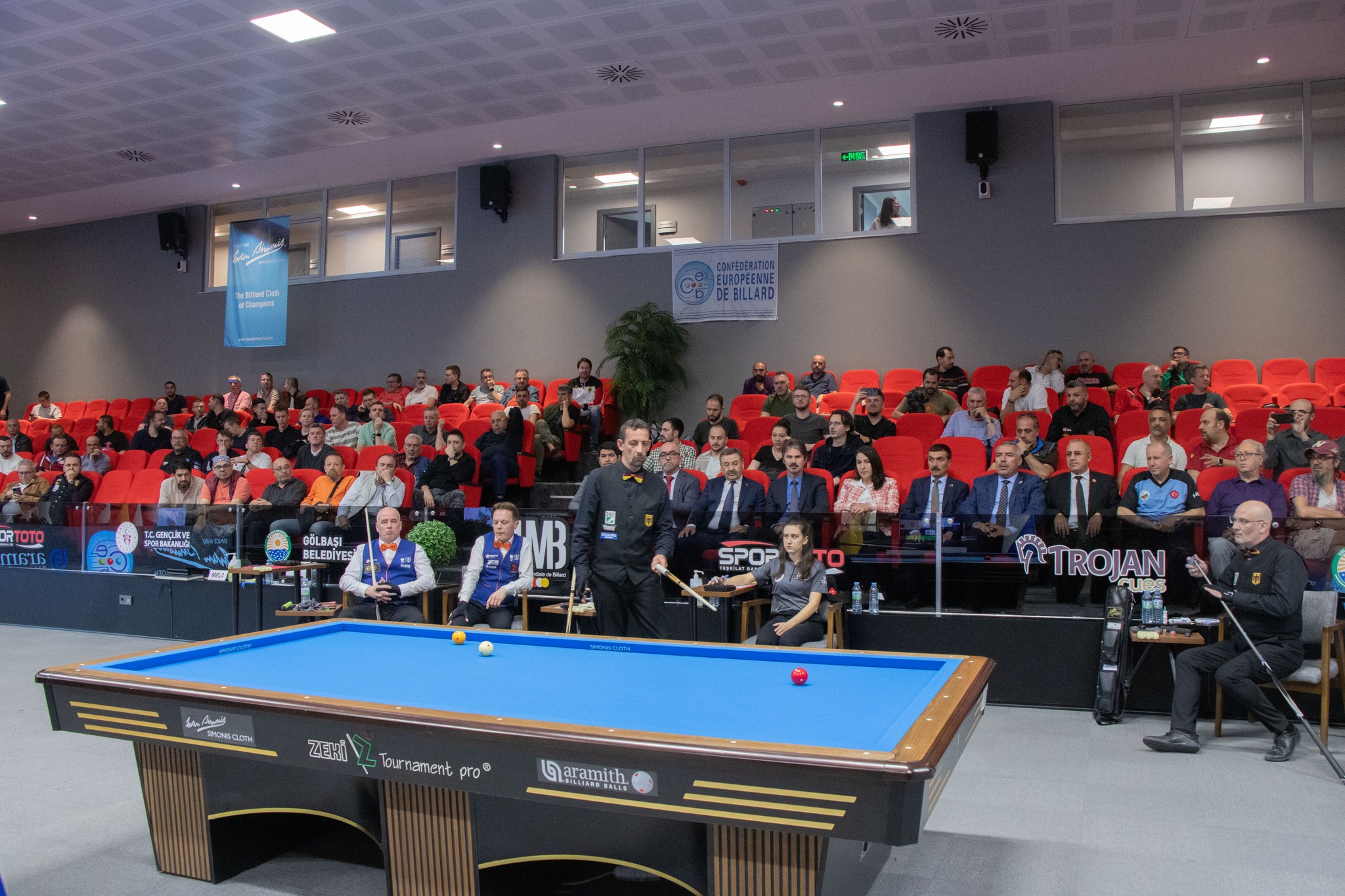 Glenn-Hofman-Barry-van-Beers-TeamNL-met-Duits-Team-©CEB_0